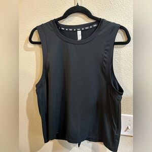 Size medium, adidas yoga top